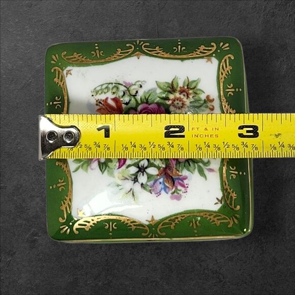 Vintage Norleans Japan Footed Porcelain Trinket Box Green Floral Gilt Vanity - Picture 10 of 11